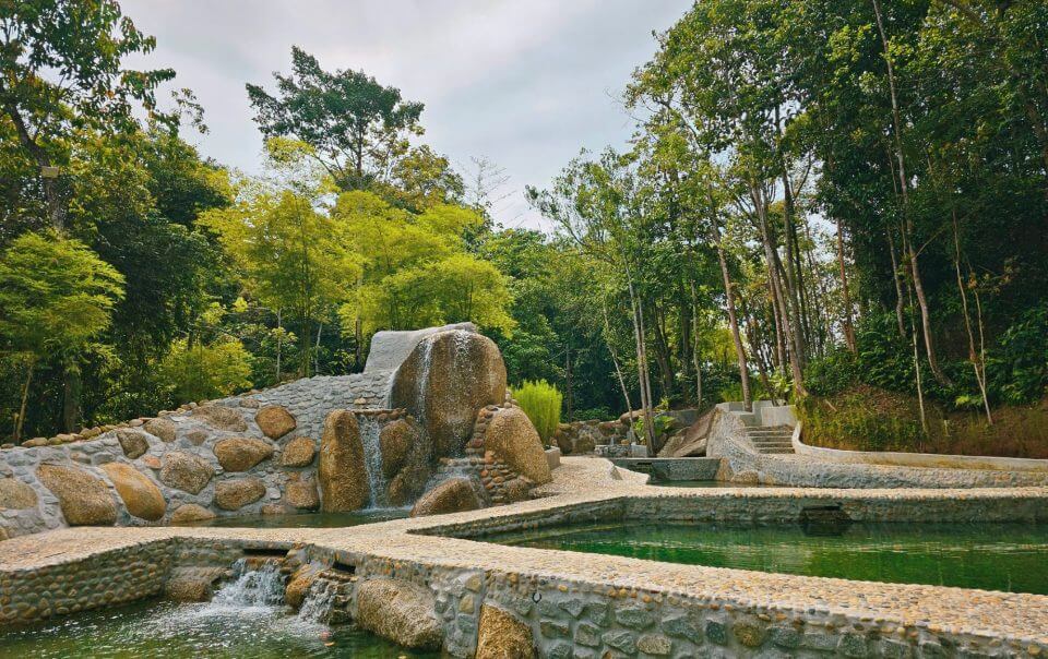 Beacon Resort Natural hot spring april