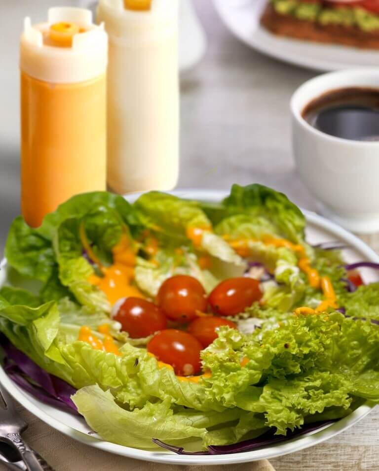 100% Fresh, Pesticide-free Salad