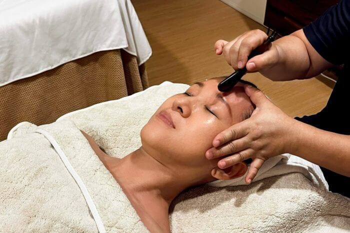Eye treatment 2
